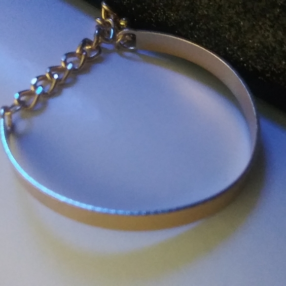 ACCESSORIES/BRACELET - Picture 4 of 5